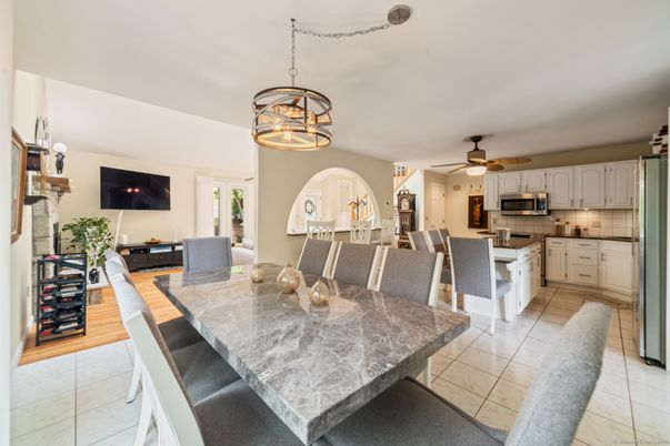 Chandelier, Dining room, Interior, Kitchen, Pendant Lights, Wood Texture Flooring