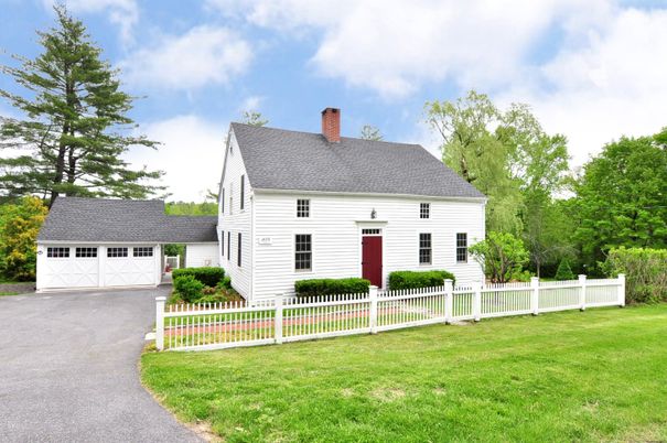 Backyard, Detached Garage, Exterior