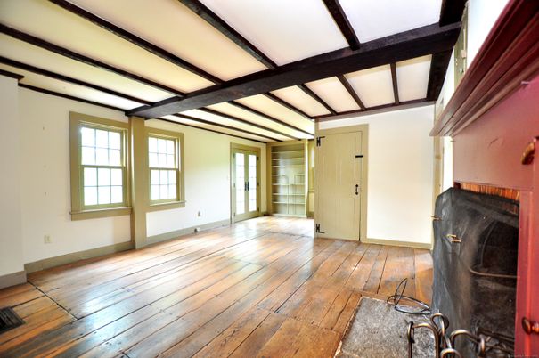 Empty room, Interior, Wooden Beams, Wood Texture Flooring