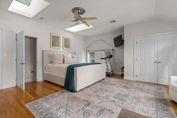 Bedroom, Fitness Equipment, Interior, Wood Texture Flooring