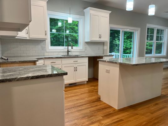 Interior, Kitchen, Pendant Lights, Wood Texture Flooring