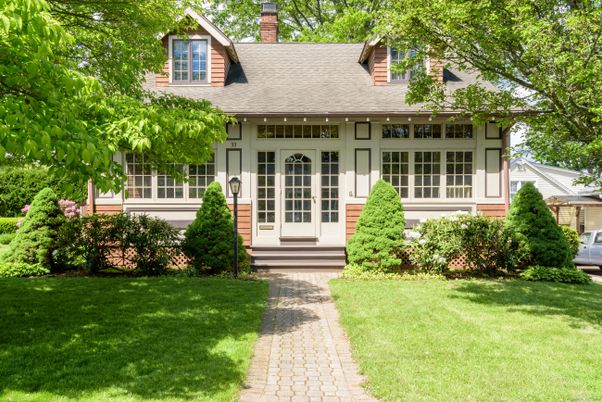 Exterior, Facade, Cape Cod