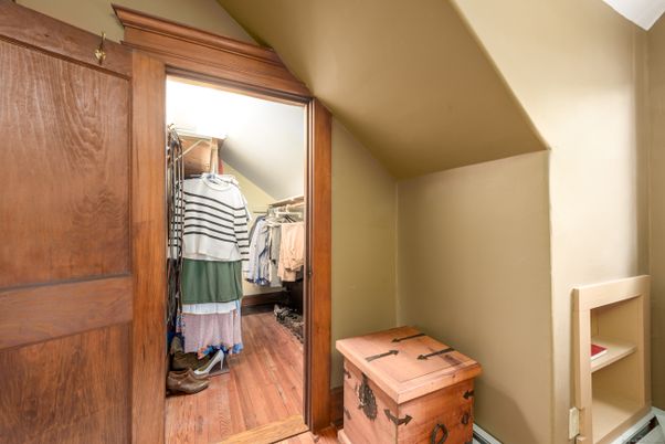 Interior, Walk-in Closets, Wood Texture Flooring