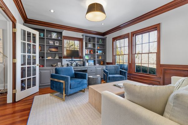 Home Office, Interior, Living room, Recessed Lighting, Wood Texture Flooring