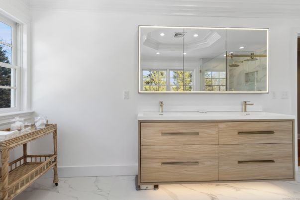 Bathroom, Interior, Marble, Recessed Lighting