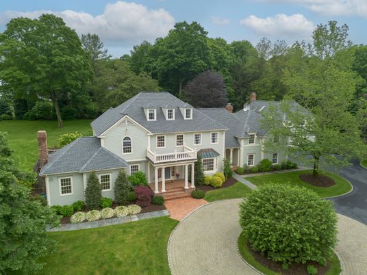 Backyard, Exterior, Facade, French Provincial