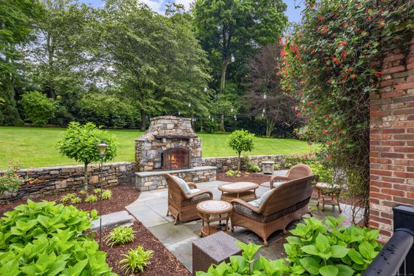 Exterior, Fireplace