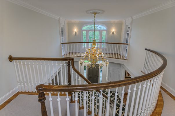 Chandelier, Interior