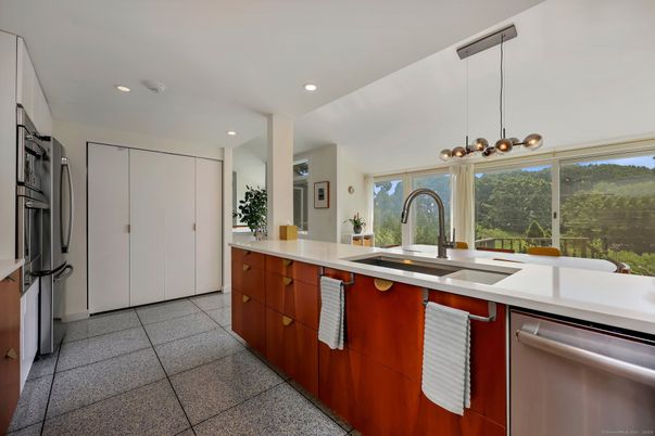Interior, Kitchen, Pendant Lights, Recessed Lighting, Stainless Steel Appliances