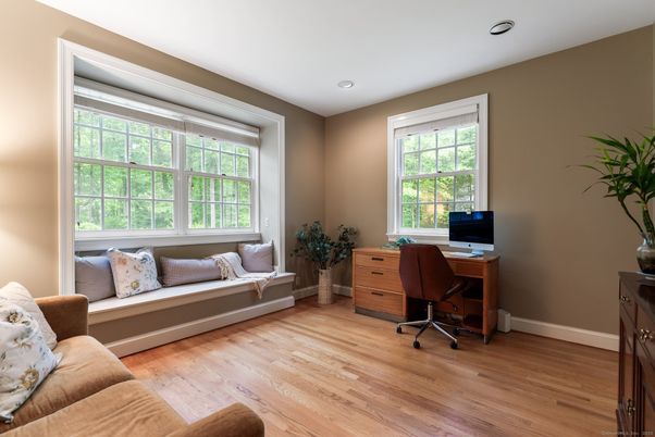 Home Office, Interior, Recessed Lighting, Wood Texture Flooring