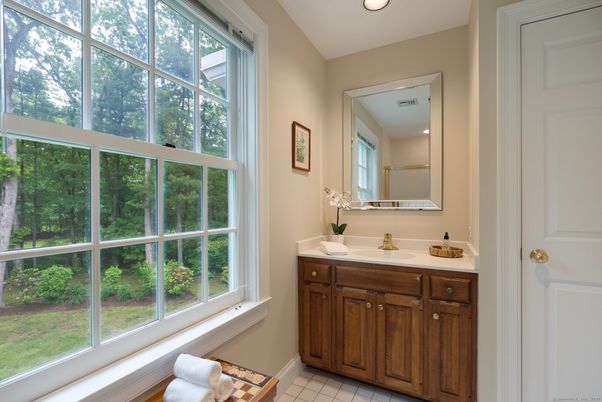 Bathroom, Interior, Recessed Lighting