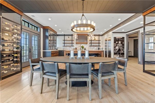Chandelier, Dining room, Interior, Pendant Lights, Recessed Lighting, Wood Texture Flooring