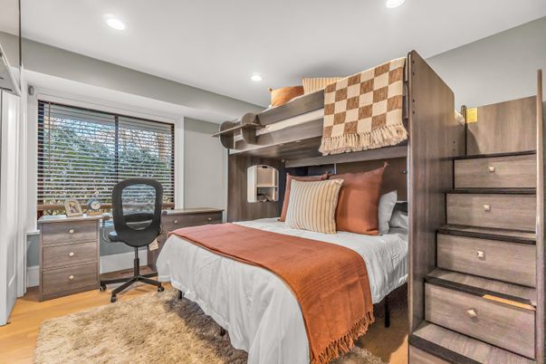 Bedroom, Home Office, Interior, Recessed Lighting, Wood Texture Flooring