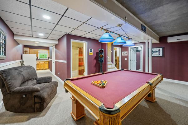 Billiard Table, Game Room, Interior, Recessed Lighting