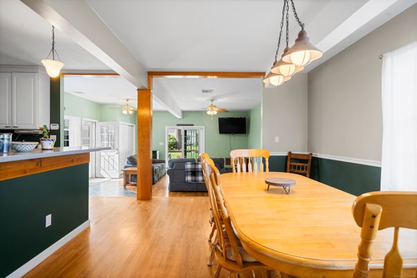 Dining room, Interior, Kitchen, Pendant Lights, Wood Texture Flooring