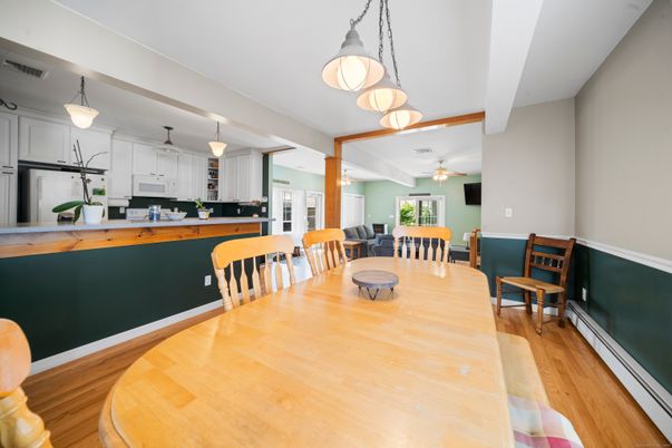 Dining room, Interior, Kitchen, Pendant Lights, Wood Texture Flooring