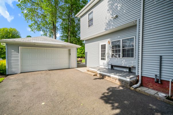 Detached Garage, Exterior