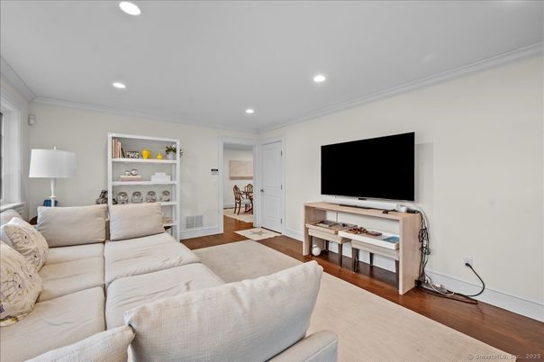 Bedroom, Interior, Living room, Recessed Lighting, Wood Texture Flooring