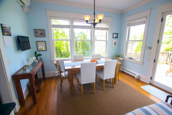 Chandelier, Dining room, Interior, Pendant Lights, Wood Texture Flooring