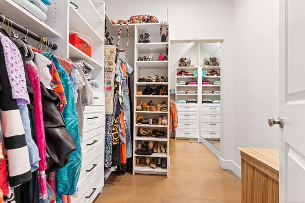 Interior, Walk-in Closets, Wood Texture Flooring