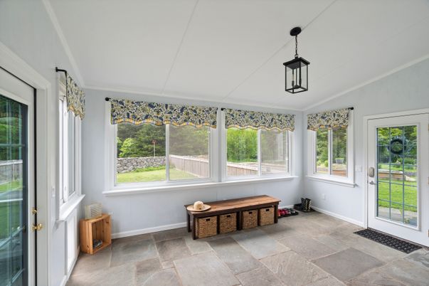 Interior, Pendant Lights, Sun Room