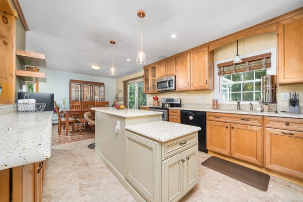 Dining room, Interior, Kitchen, Pendant Lights, Recessed Lighting