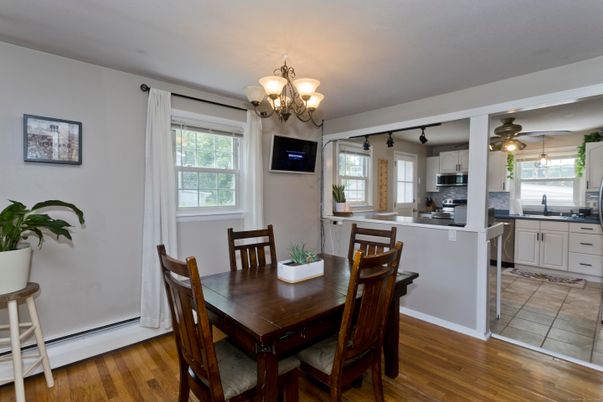 Chandelier, Dining room, Interior, Kitchen, Wood Texture Flooring