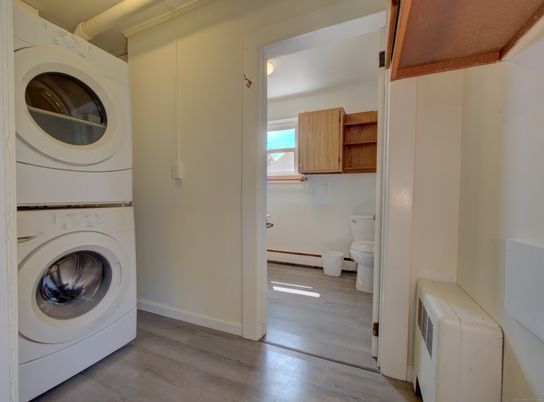 Interior, Utility Closets, Washer, Wood Texture Flooring