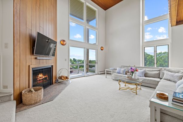 Fireplace, Interior, Living room