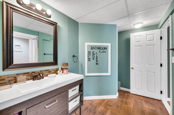 Bathroom, Interior, Wood Texture Flooring