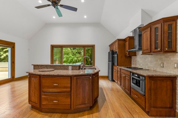 Interior, Kitchen, Recessed Lighting, Wood Texture Flooring