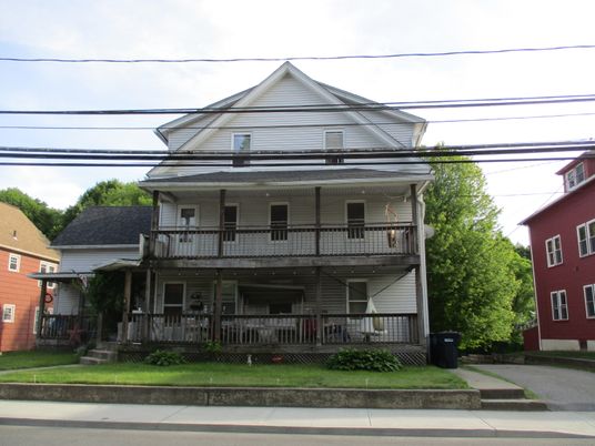 Exterior, Facade, Queen Anne Victorian