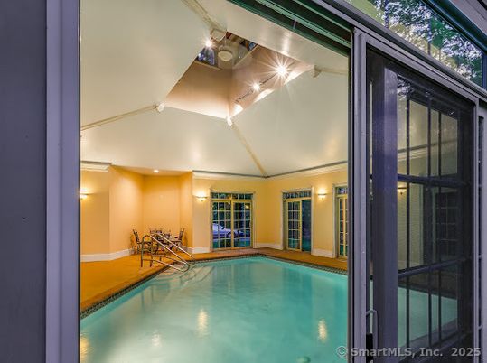 Interior, Pool, Recessed Lighting