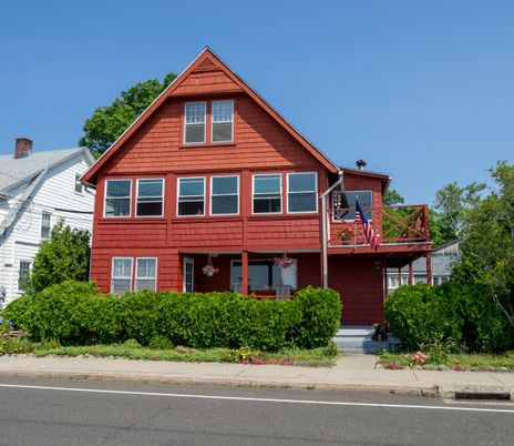 Exterior, Facade, Log Home
