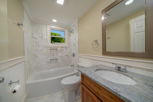 Bathroom, Interior, Marble, Marble Walls, Recessed Lighting