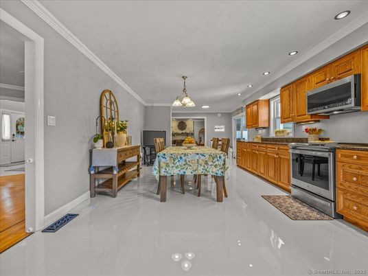 Dining room, Interior, Kitchen, Pendant Lights, Recessed Lighting