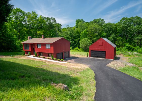 Backyard, Detached Garage, Exterior