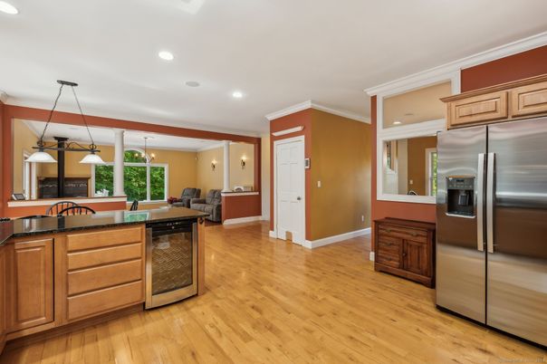 Dining room, Interior, Kitchen, Living room, Pendant Lights, Recessed Lighting, Stainless Steel Appliances, Wood Texture Flooring