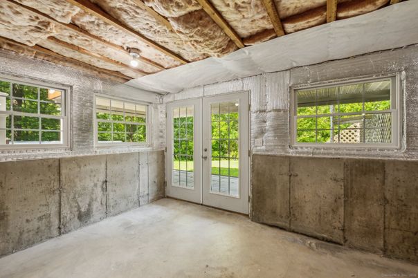 Empty room, Interior, Wooden Beams