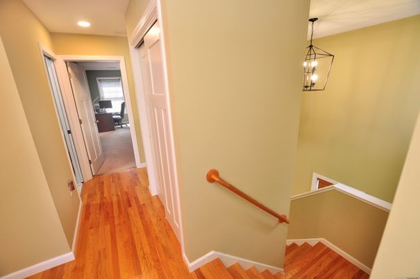 Interior, Pendant Lights, Recessed Lighting, Wood Texture Flooring