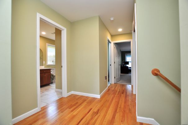 Bathroom, Interior, Recessed Lighting, Wood Texture Flooring