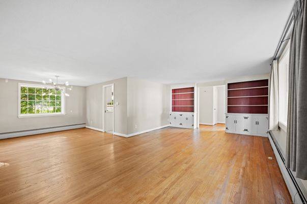 Empty room, Interior, Pendant Lights, Wood Texture Flooring