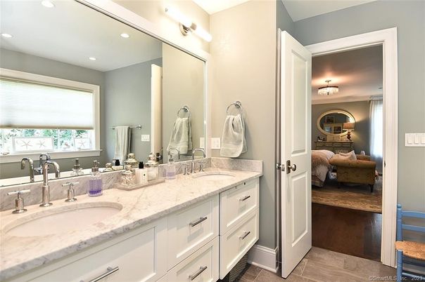 Bathroom, Bedroom, Dual Sink Vanities, Interior, Recessed Lighting