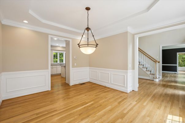 Empty room, Interior, Pendant Lights, Recessed Lighting, Wood Texture Flooring