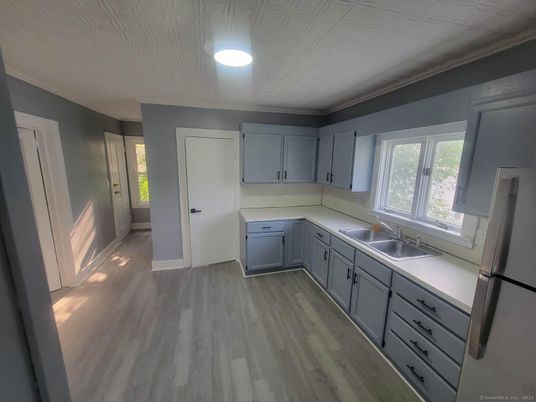 Interior, Kitchen, Recessed Lighting, Wood Texture Flooring