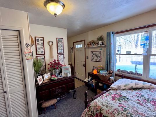Bedroom, Interior, Water