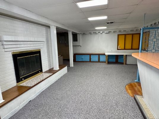 Empty room, Fireplace, Interior, Recessed Lighting