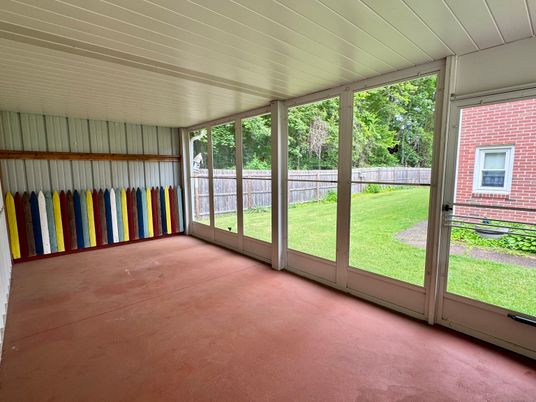 Empty room, Interior, Sun Room