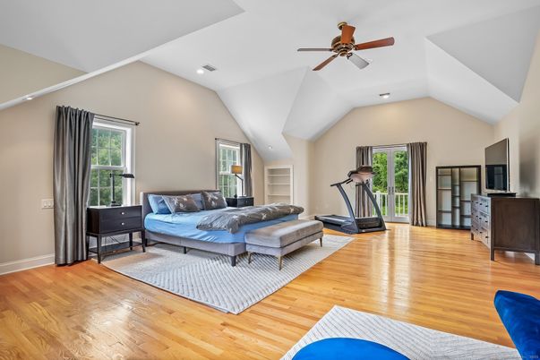 Bedroom, Fitness Equipment, Interior, Recessed Lighting, Wood Texture Flooring