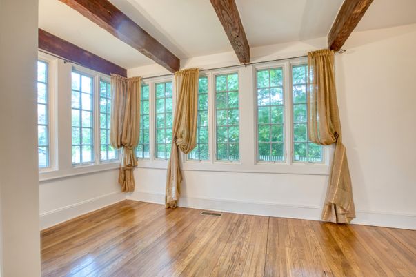 Empty room, Interior, Wooden Beams, Wood Texture Flooring